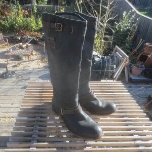 Caterpillar "Corrine" Tall Ladies Leather Boots - Size 10 Women's.